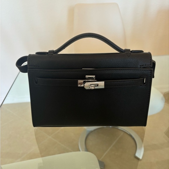 Elegant Black Small evening bag - Picture 1 of 7